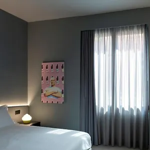 https://arryvo.lecce-hotels.com